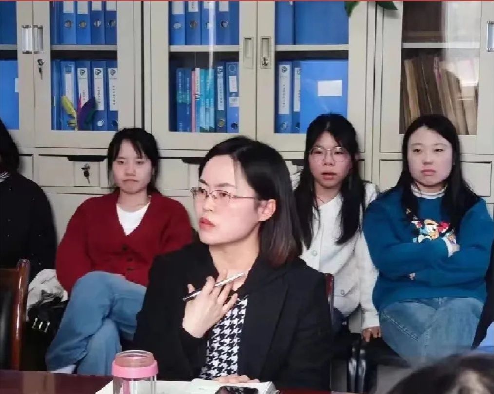 工作动态 | 化学工程学院开展优秀校友座谈会暨考研复试调剂指导会