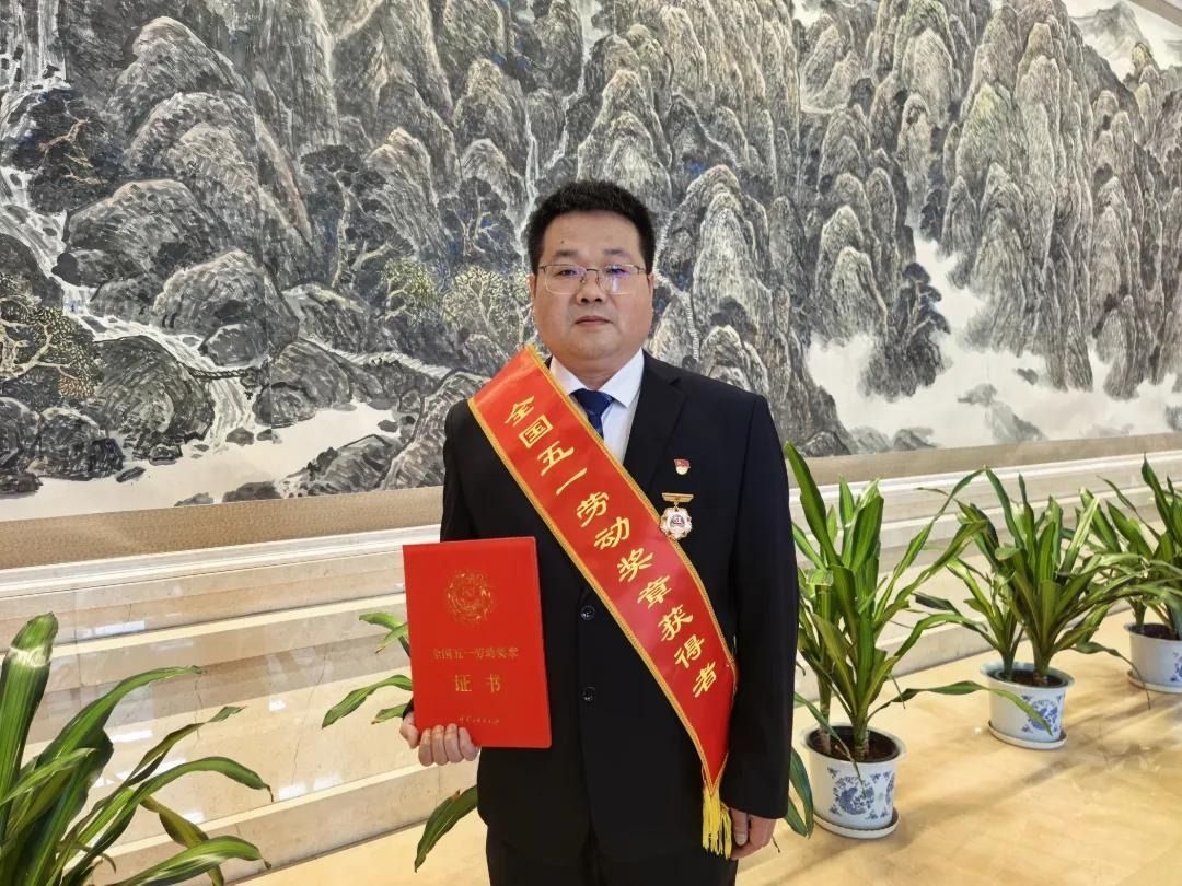 文理·榜样 | 张明明：荣获“全国五一劳动奖章”